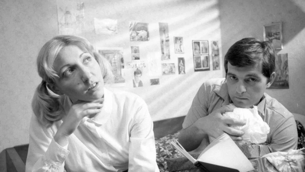 Grlom u jagode backdrop