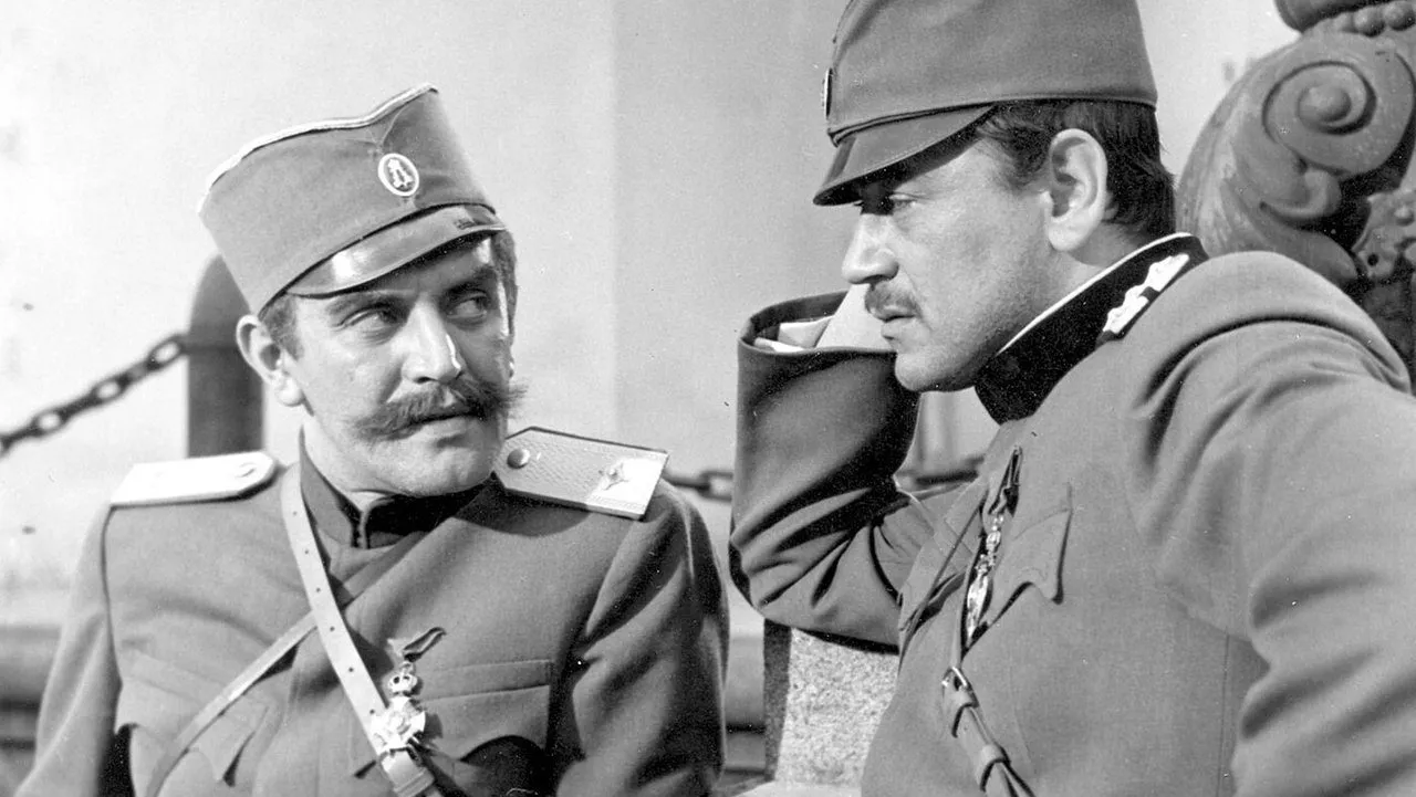 Mar� na Drinu backdrop