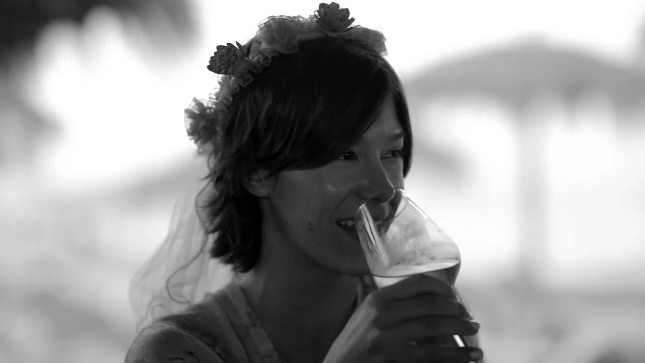 Prolecna pesma backdrop