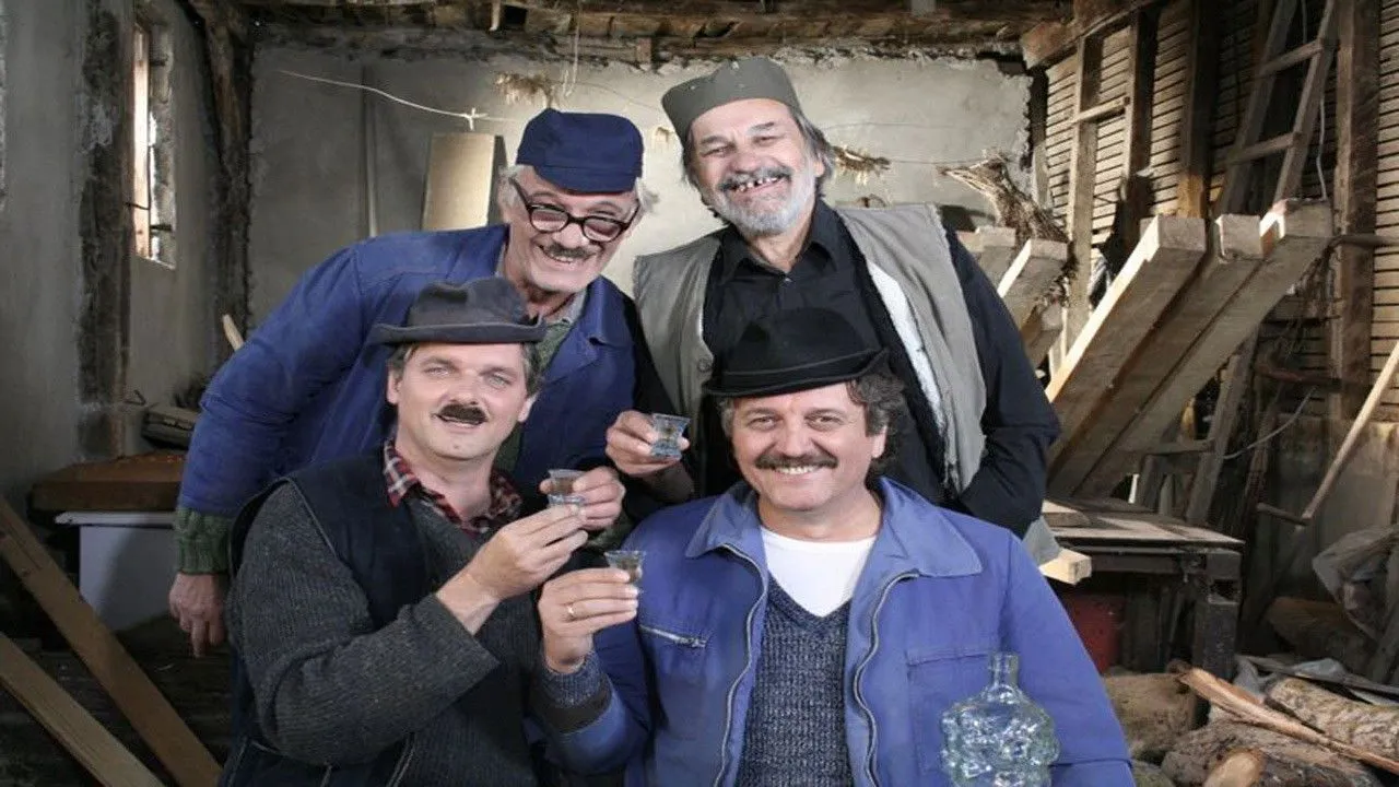 Selo gori, a baba se ce�lja backdrop