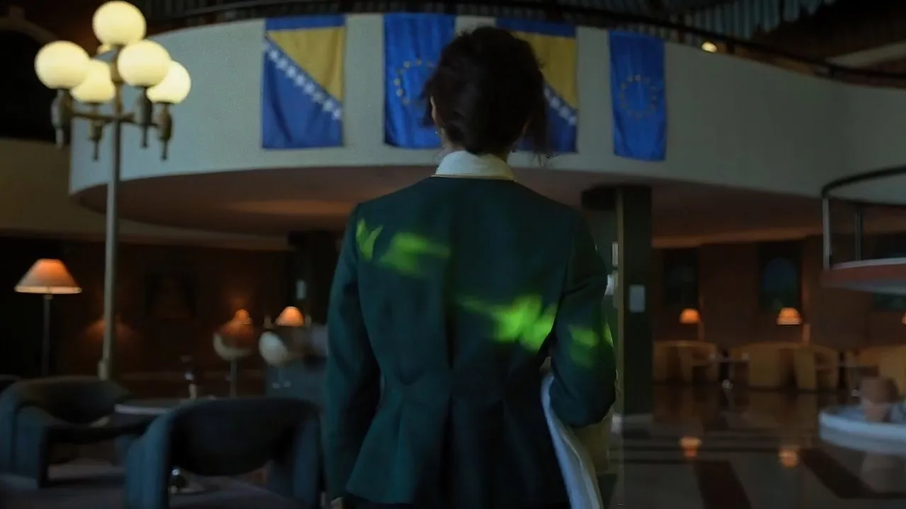 Smrt u Sarajevu backdrop