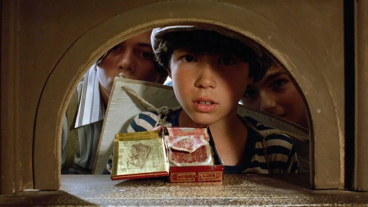 Tri karte za Holivud backdrop